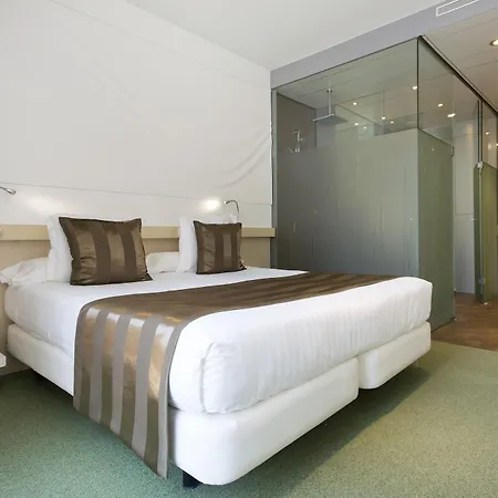 Ako Hotel