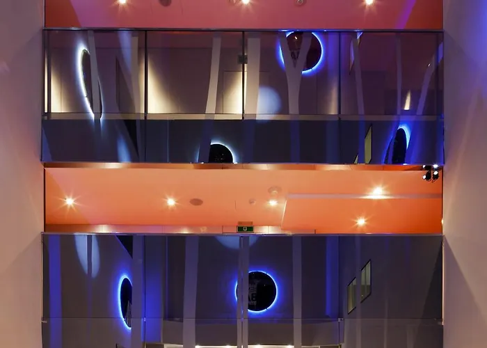 Ako Hotel 4*