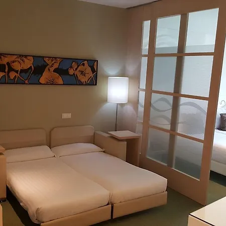 Ako 4* Барселона