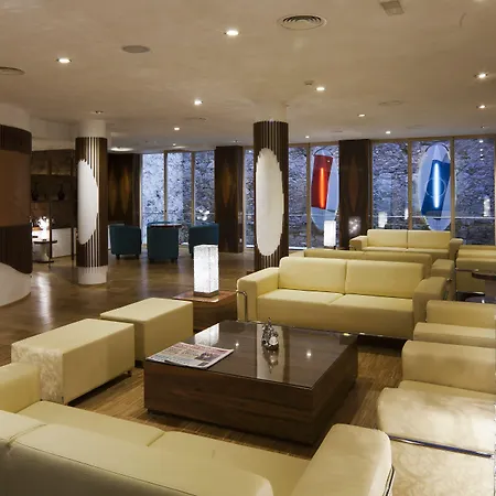 Ako Hotel
