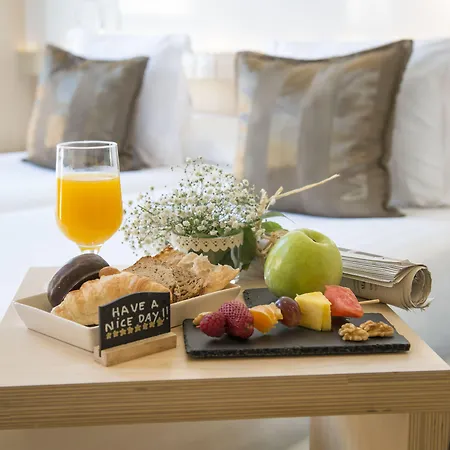 Ako Hotel