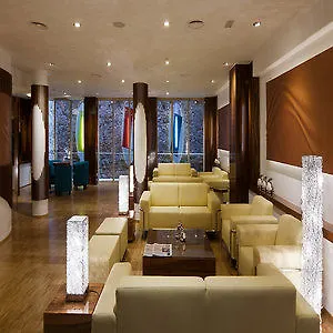 Hotel Ako