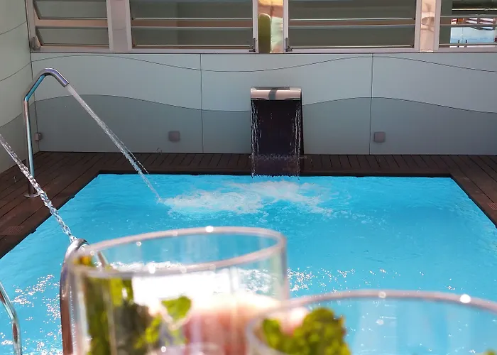 Ako Hotel